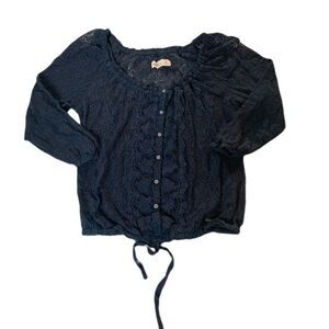 Hollister Lace blouse sz xs